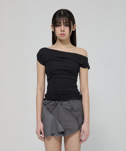 DRAPED TOP BLACK