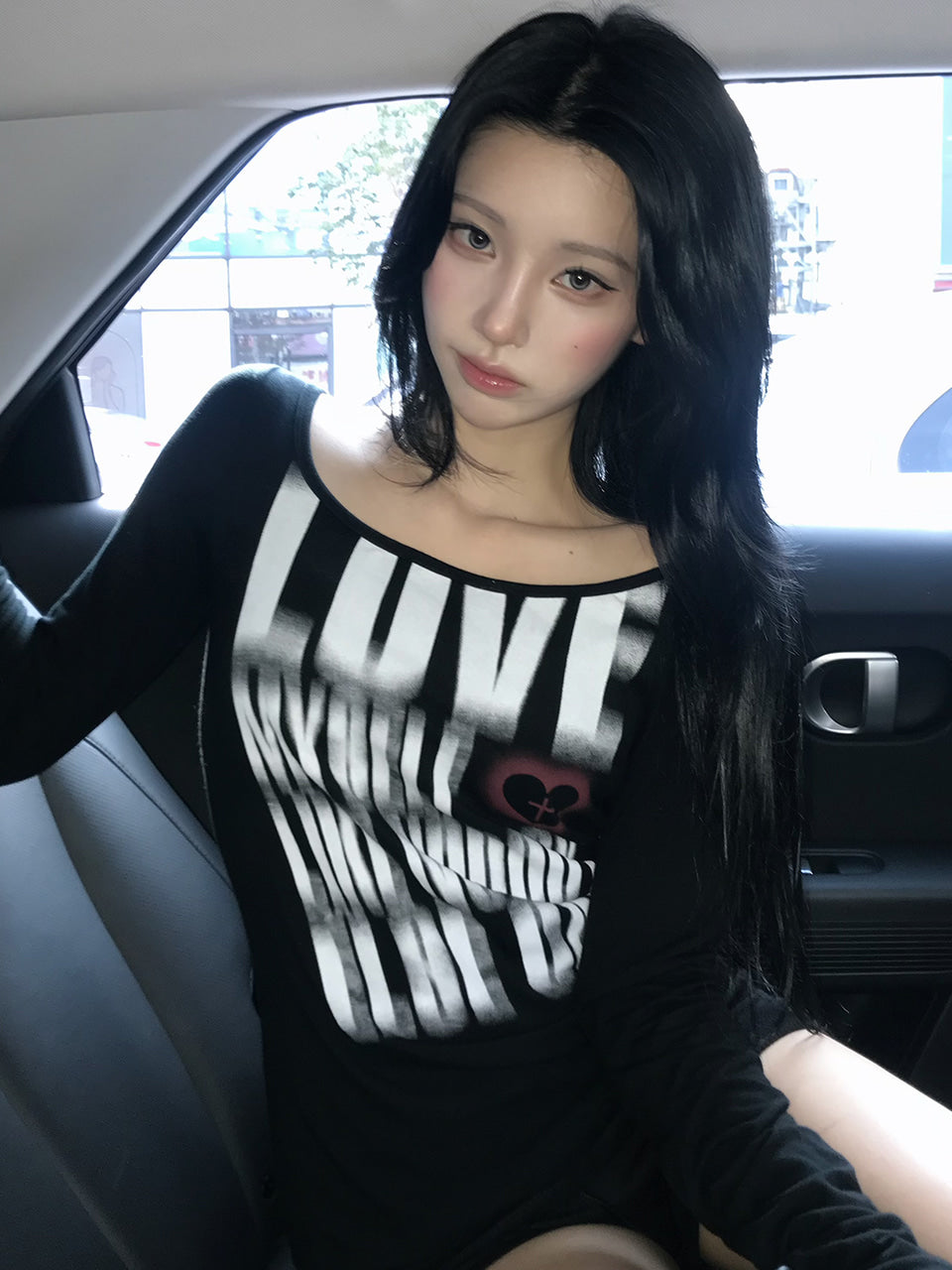 DISTORTED LETTERING TEE(BLACK)
