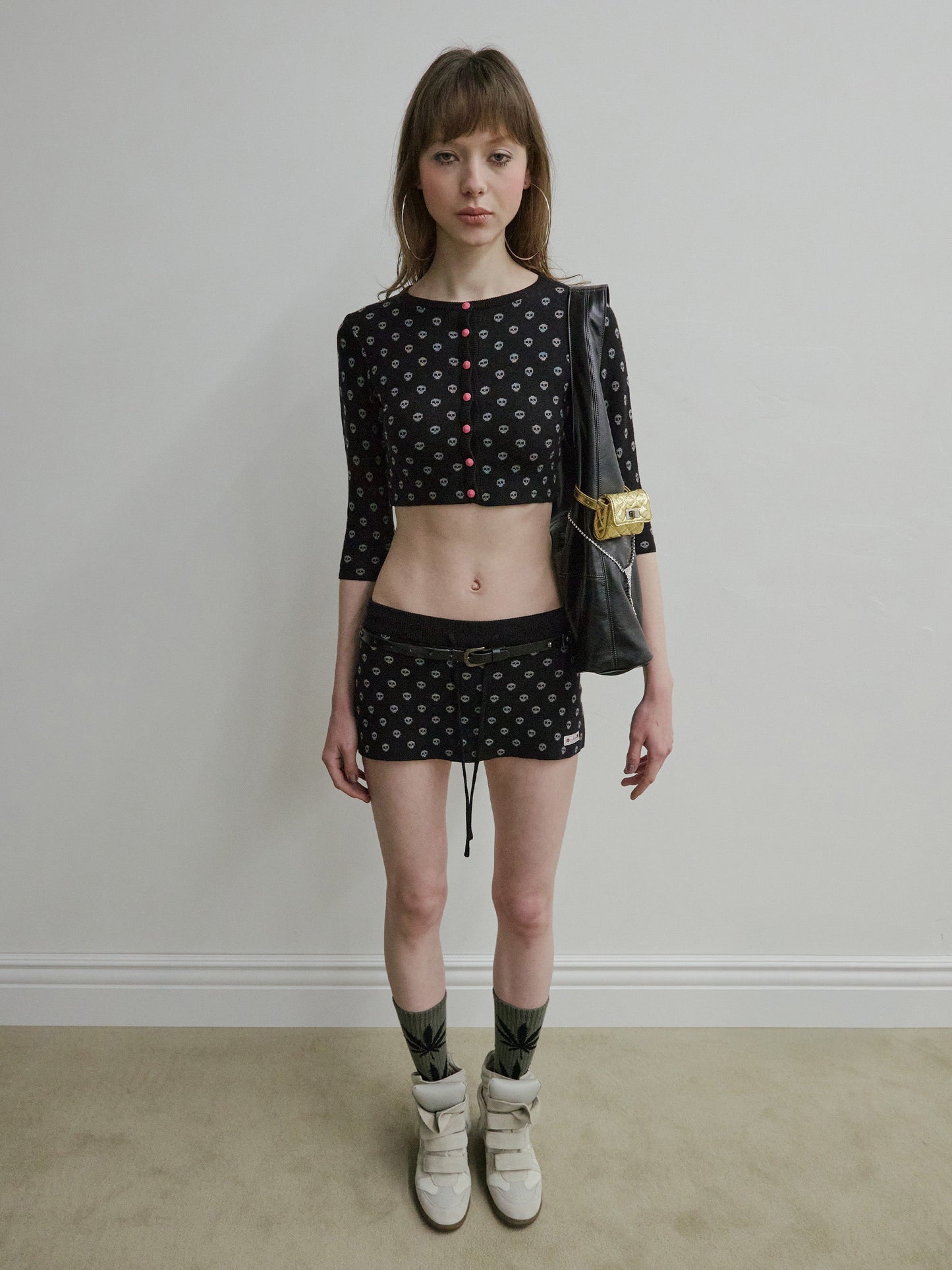 NEW EMO CROP CARDIGAN BLACK