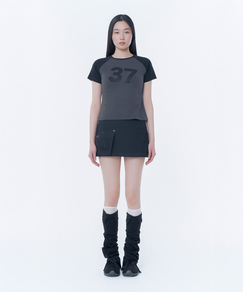 MISEKI 37 RAGLAN SHORT SLEEVE CHARCOAL