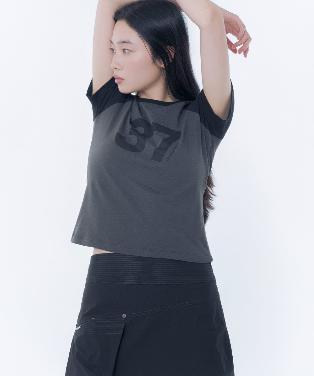 MISEKI 37 RAGLAN SHORT SLEEVE CHARCOAL