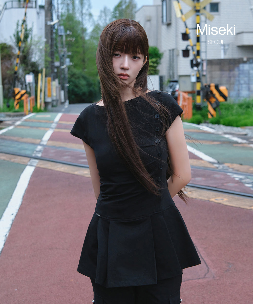 PLEATS BUTTON MINI ONE PIECE CHARCOAL