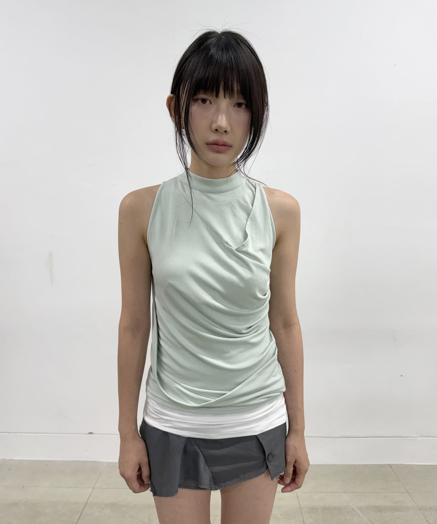 DRAPED SLEEVELESS TOP MINT