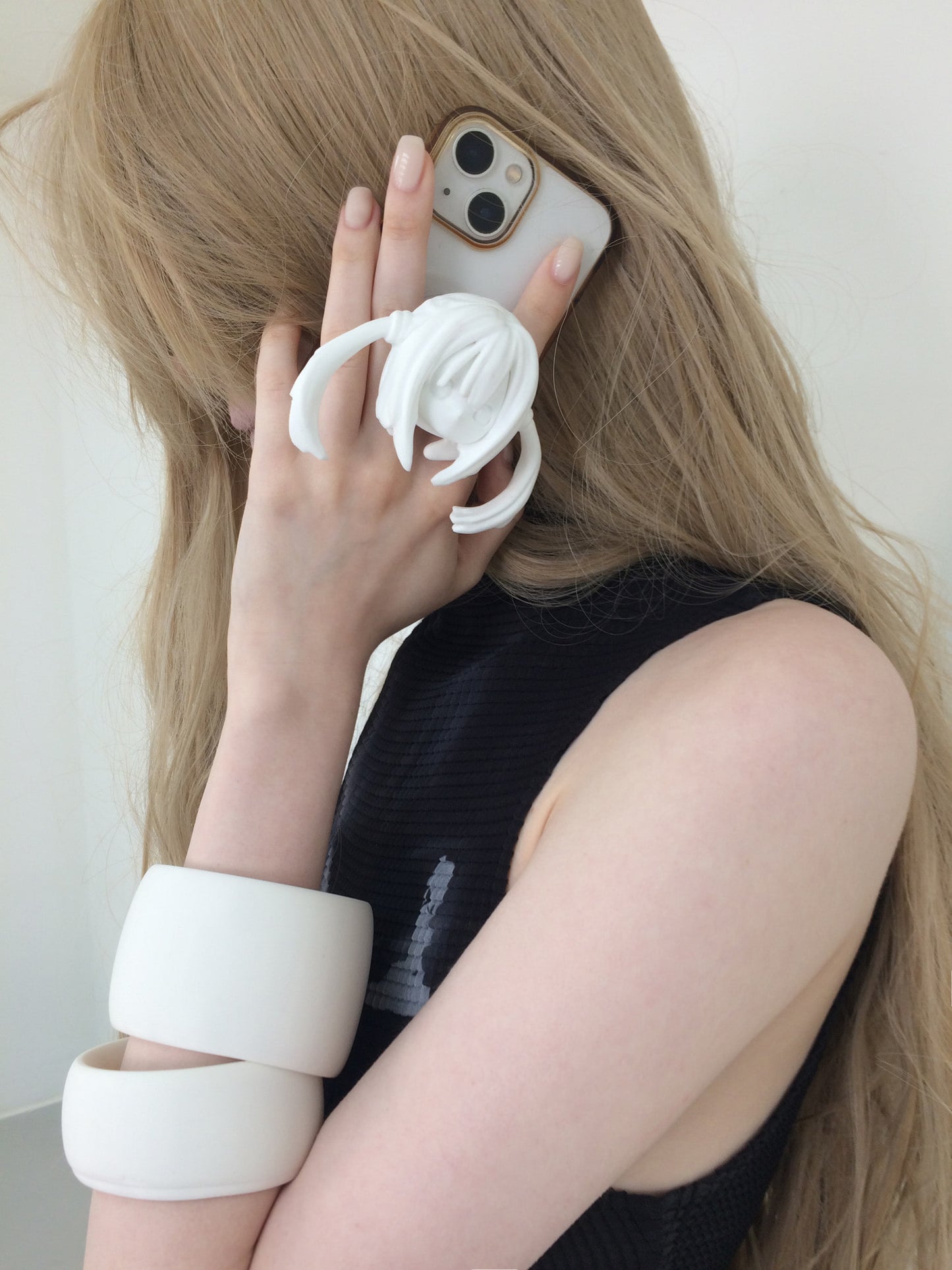 TWINTAIL PHONE GRIP WHITE