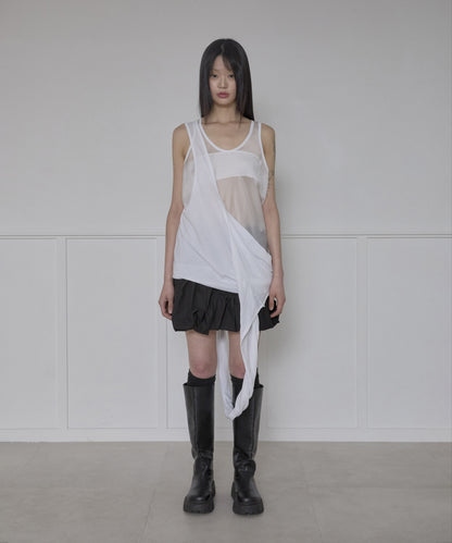 ASYMMETRICAL LAYERED SLEEVELESS